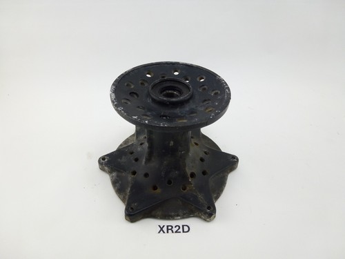 Front wheel hub rim - front,